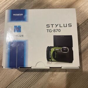 Olympus Stylus TG-870 Tough Digital Camera Video Recorder Waterproof Parts Read